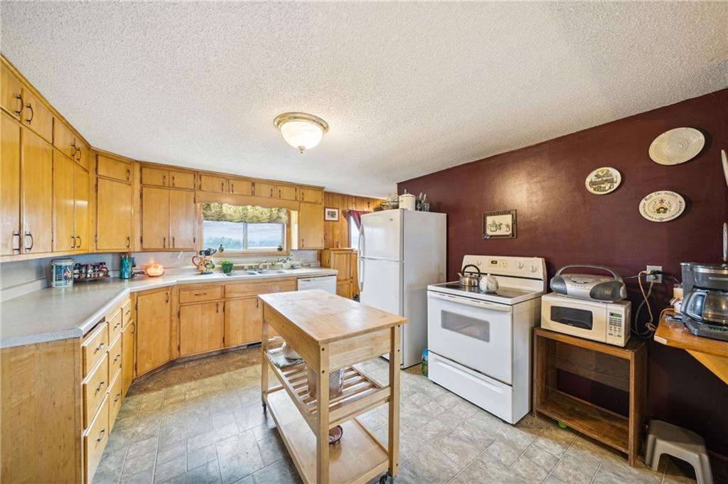 n2481-220th-st-elmwood-wi-5