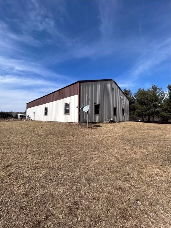 1120-9th-ave-hillsdale-wi-2