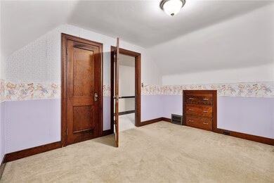 1402-main-st-e-menomonie-wi-29