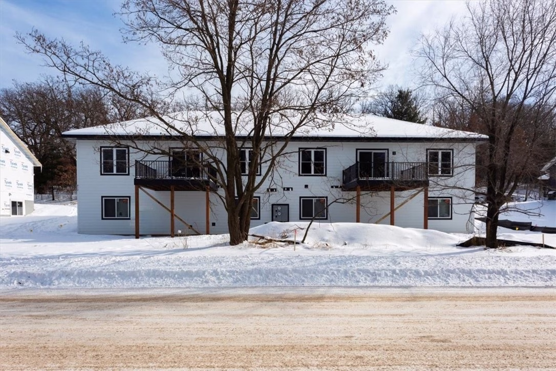 912-17th-st-se-menomonie-wi-4