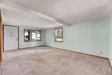 260-pershing-ave-clear-lake-wi-11