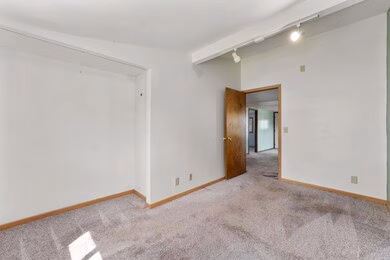 260-pershing-ave-clear-lake-wi-15