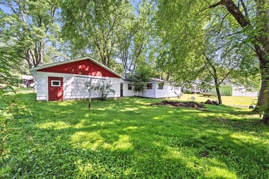 260-pershing-ave-clear-lake-wi-34